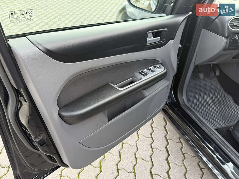 Універсал Ford Focus 2010 в Могилів-Подільському