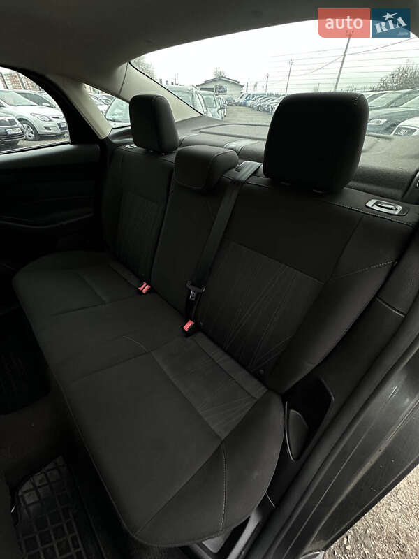 Седан Ford Focus 2015 в Белогородке