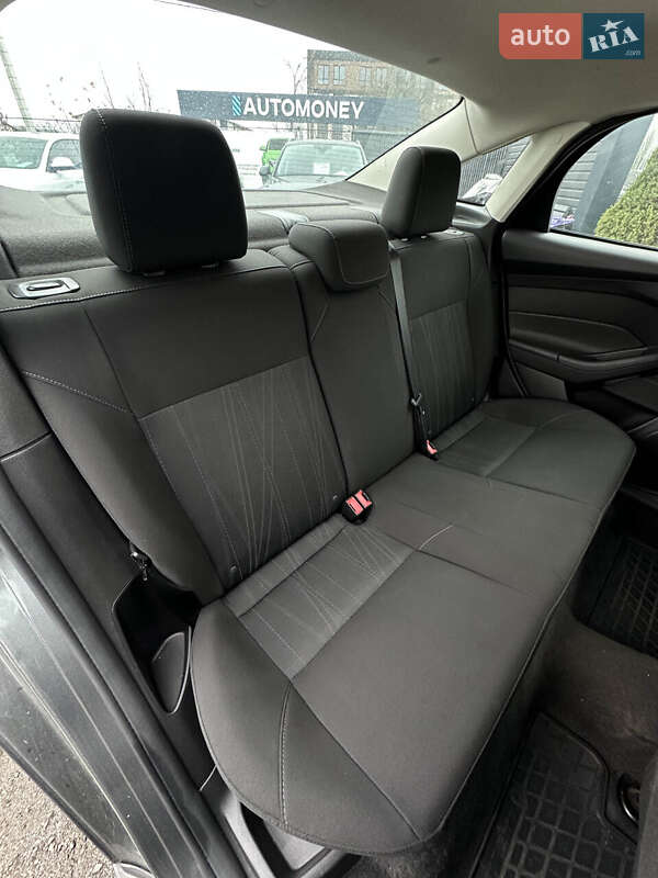 Седан Ford Focus 2015 в Белогородке