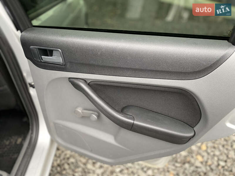 Универсал Ford Focus 2009 в Луцке