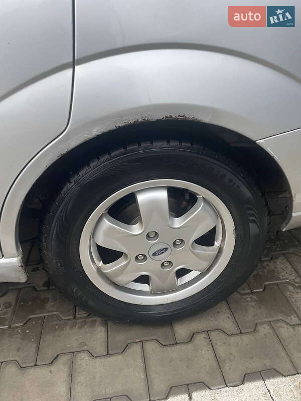 Универсал Ford Focus 2001 в Луцке фото 12 Универсал Ford Focus 2001 в Луцке