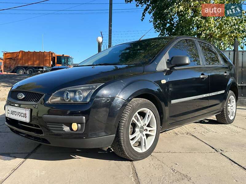 Хэтчбек Ford Focus 2006 в Киеве