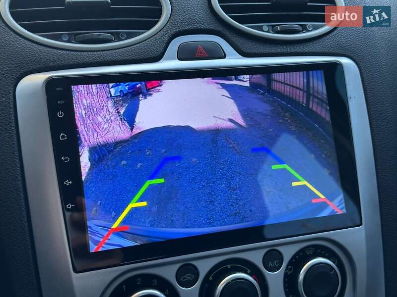 Хэтчбек Ford Focus 2006 в Киеве