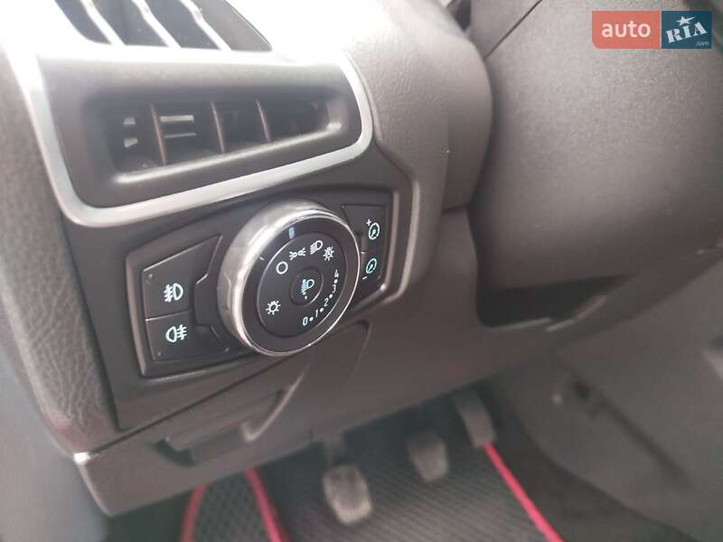 Хетчбек Ford Focus 2011 в Хмельницькому