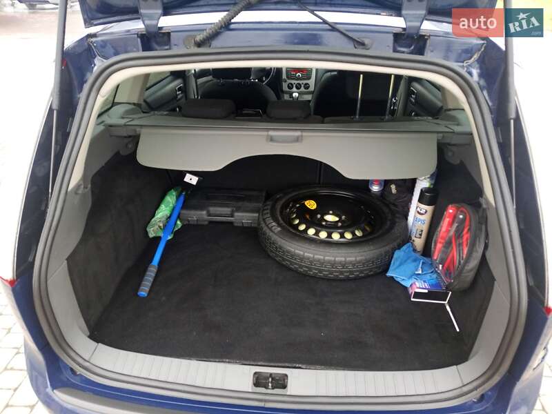 Универсал Ford Focus 2010 в Львове