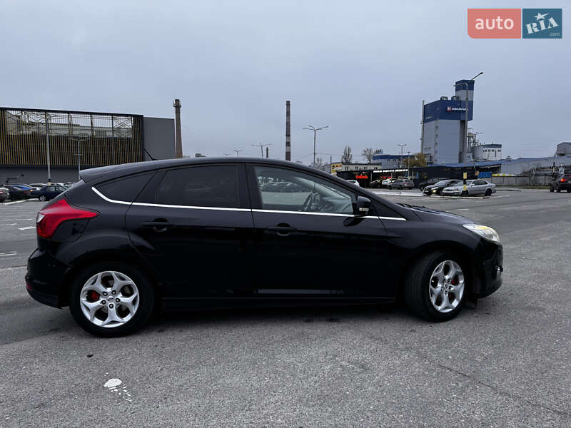 Хетчбек Ford Focus 2011 в Києві
