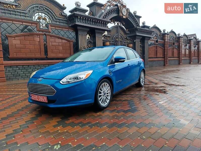 Хэтчбек Ford Focus 2012 в Звягеле