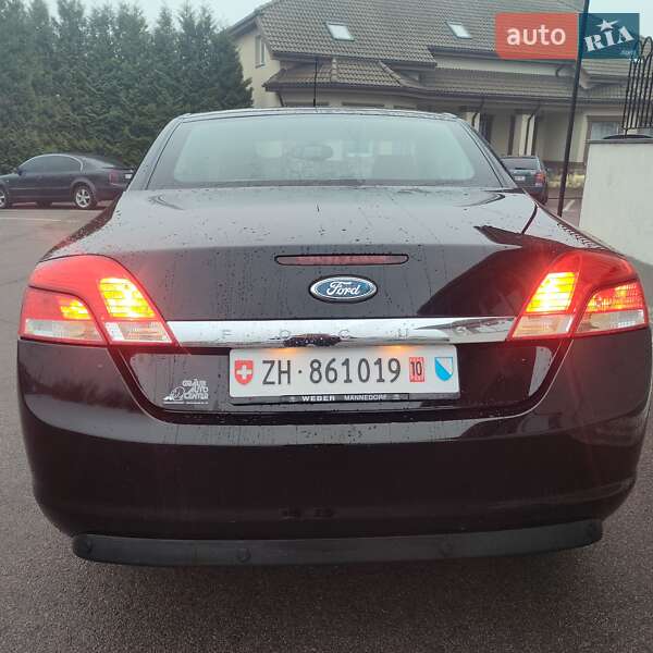 Кабриолет Ford Focus 2011 в Ровно