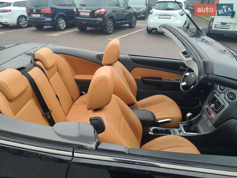 Кабриолет Ford Focus 2011 в Ровно