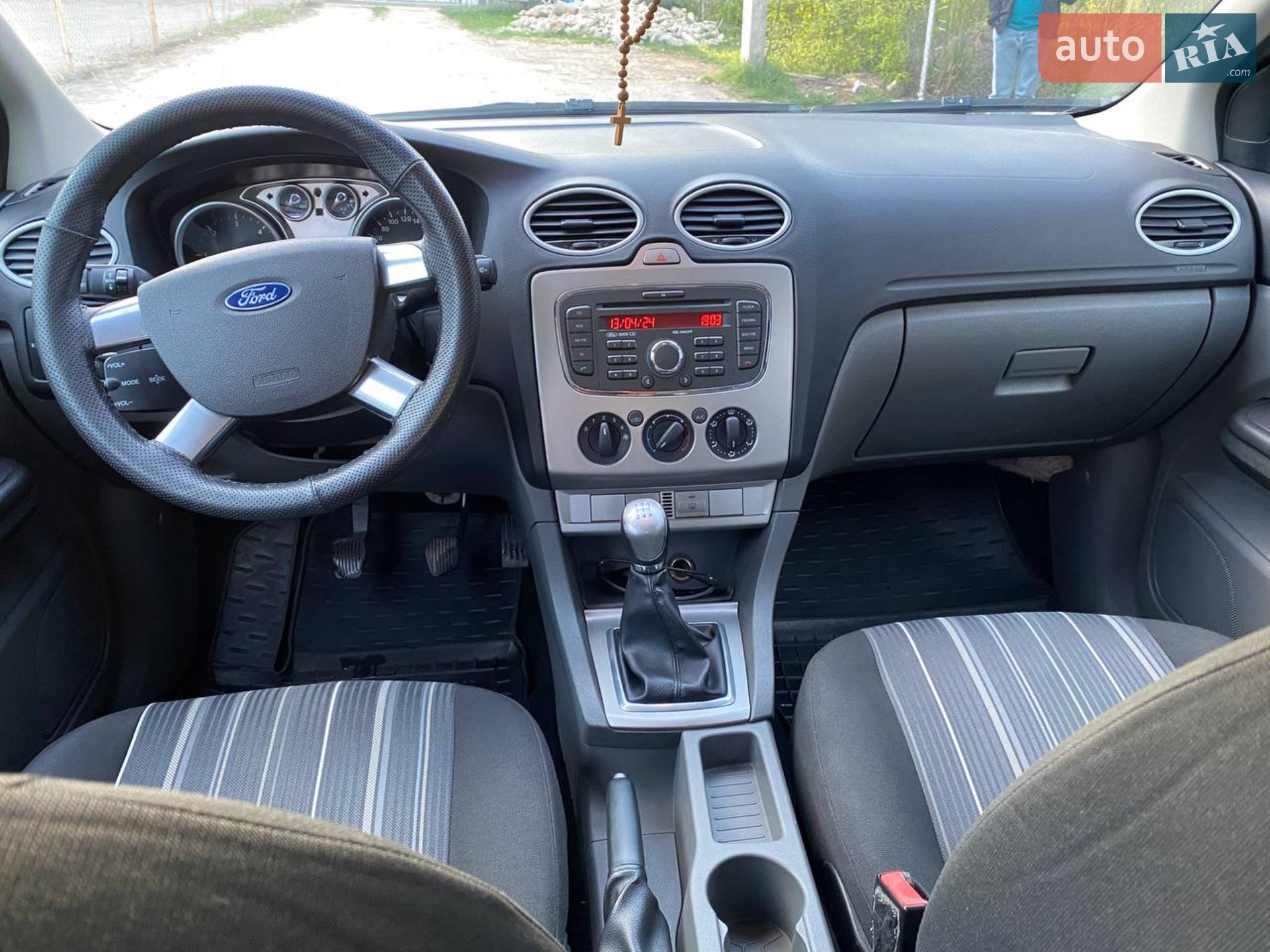 2010 Ford Focus - мініатюра 11