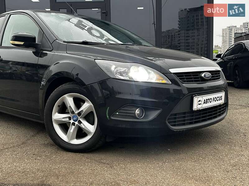Хэтчбек Ford Focus 2010 в Киеве фото 3 Хэтчбек Ford Focus 2010 в Киеве