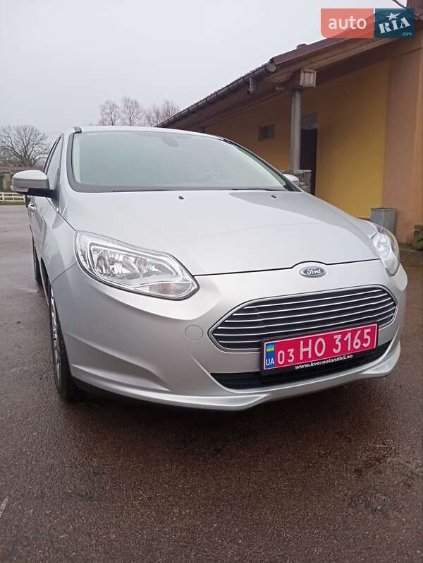 Хетчбек Ford Focus 2018 в Житомирі фото Хетчбек Ford Focus 2018 в Житомирі