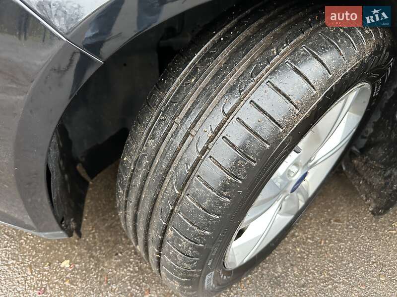 Хэтчбек Ford Focus 2012 в Львове фото 39 Хэтчбек Ford Focus 2012 в Львове