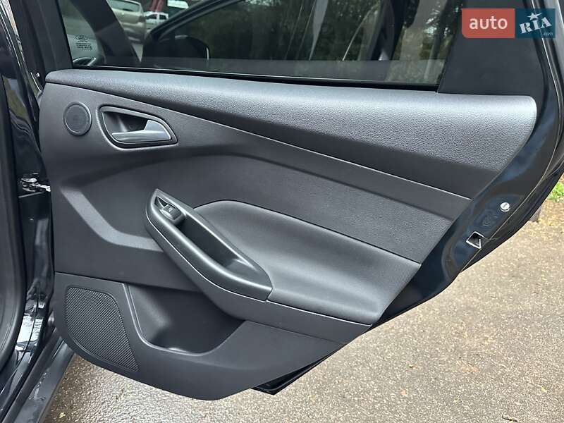 Хэтчбек Ford Focus 2012 в Львове фото 33 Хэтчбек Ford Focus 2012 в Львове