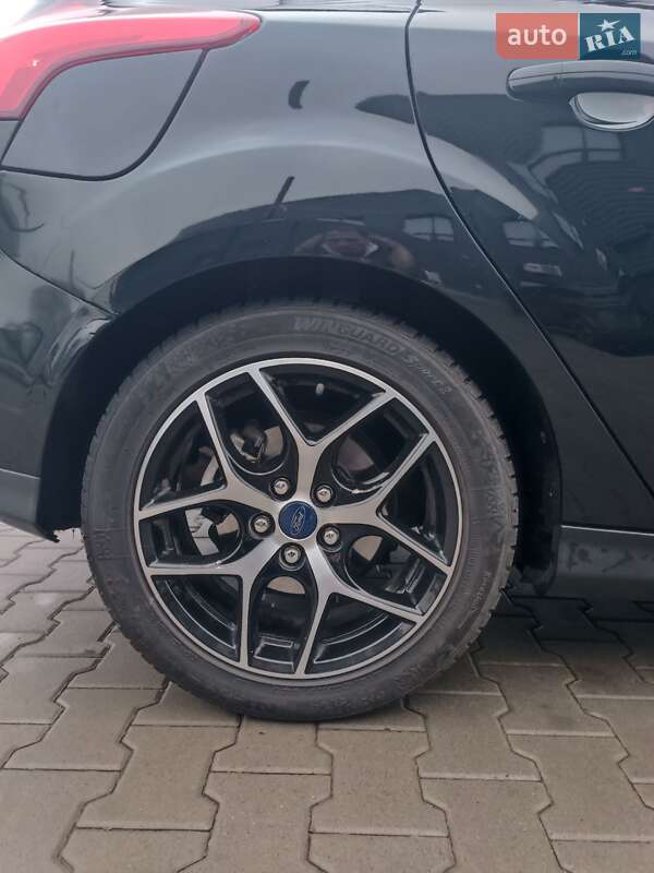 Хэтчбек Ford Focus 2016 в Киеве