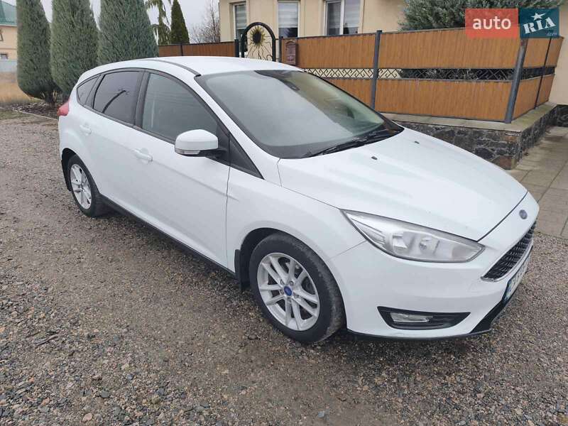 Хэтчбек Ford Focus 2016 в Геронимовка