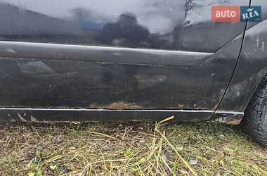 Седан Ford Focus 2002 в Старих Петрівцях