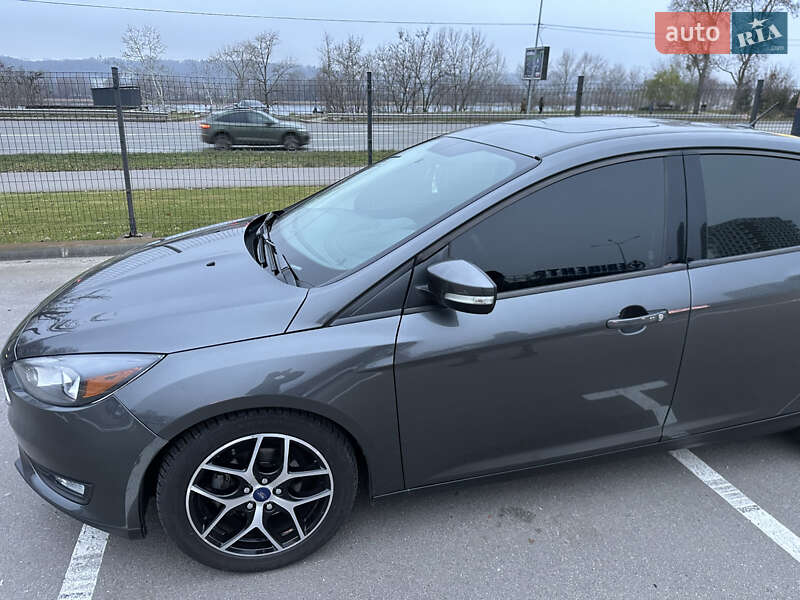 Седан Ford Focus 2018 в Киеве фото 5 Седан Ford Focus 2018 в Киеве