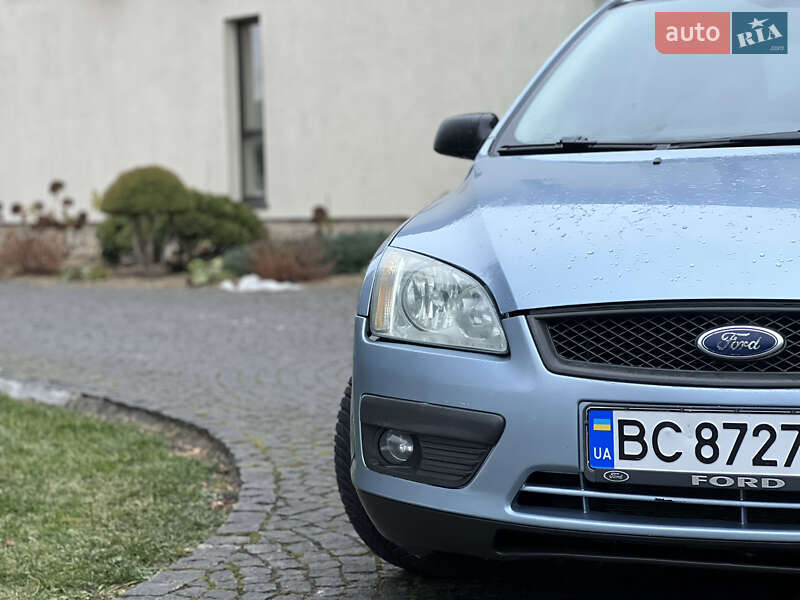 Седан Ford Focus 2006 в Жовкві