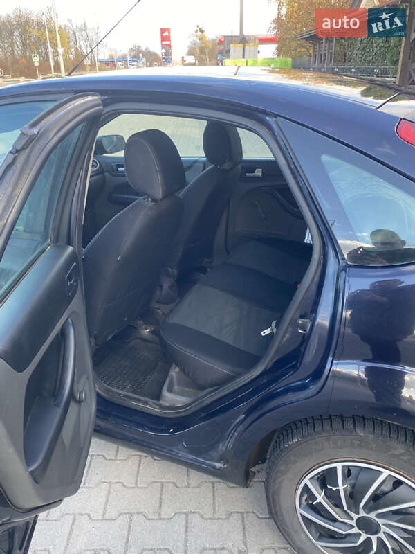 Хэтчбек Ford Focus 2006 в Хмельницком
