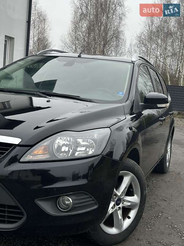 Универсал Ford Focus 2010 в Любешове