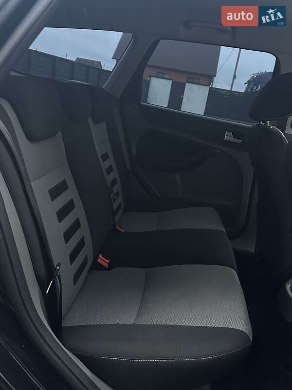 Универсал Ford Focus 2010 в Любешове