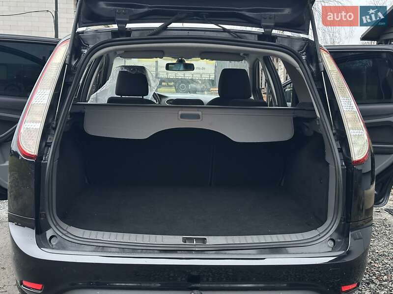 Универсал Ford Focus 2010 в Любешове