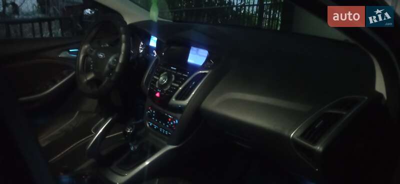 Універсал Ford Focus 2011 в Дніпрі
