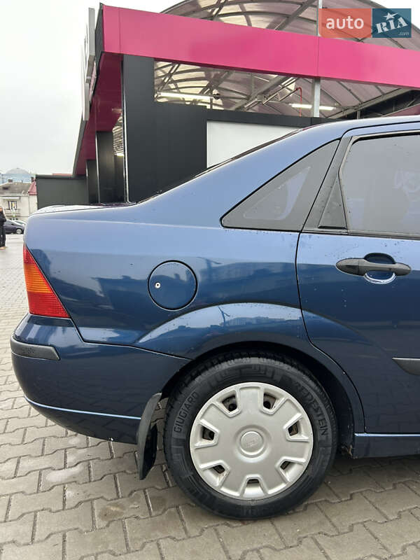 Седан Ford Focus 2002 в Львове фото 12 Седан Ford Focus 2002 в Львове