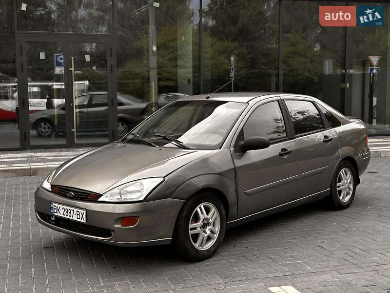 Седан Ford Focus 2003 в Луцке