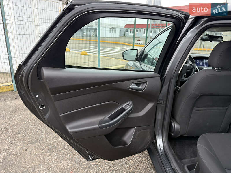 Седан Ford Focus 2017 в Києві