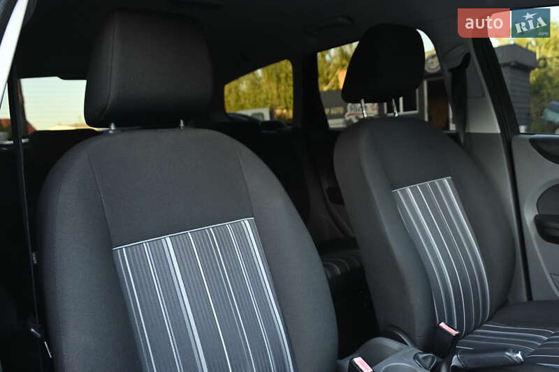 Универсал Ford Focus 2009 в Бердичеве фото 36 Универсал Ford Focus 2009 в Бердичеве