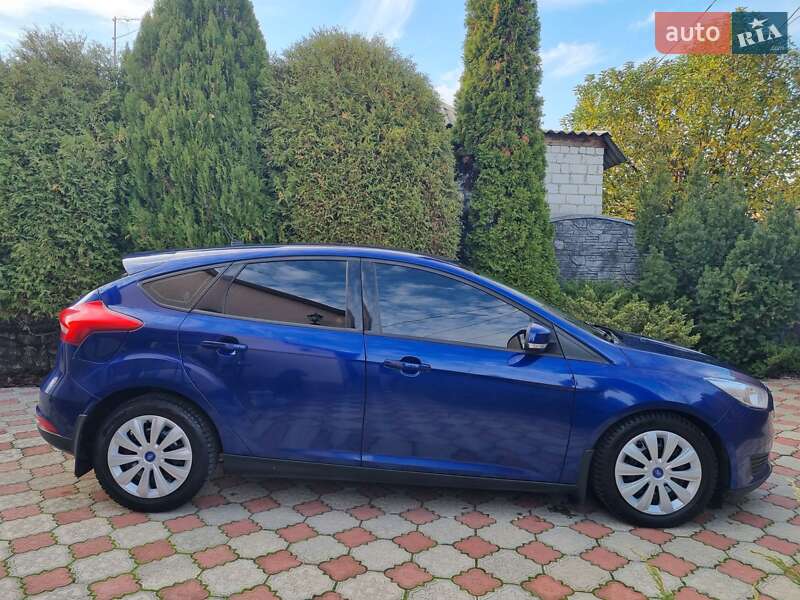 Хэтчбек Ford Focus 2015 в Харькове