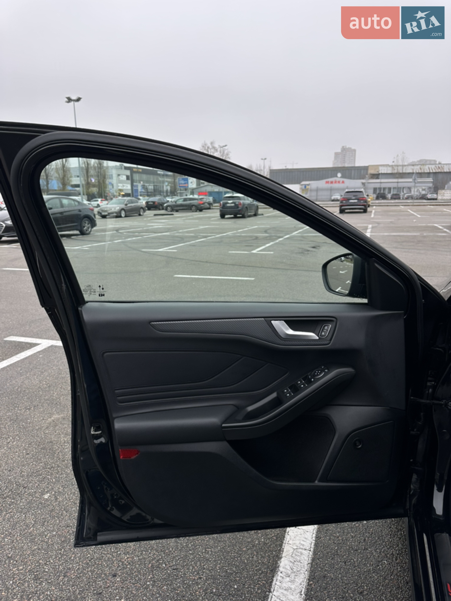 2020 Ford Focus - мініатюра 11