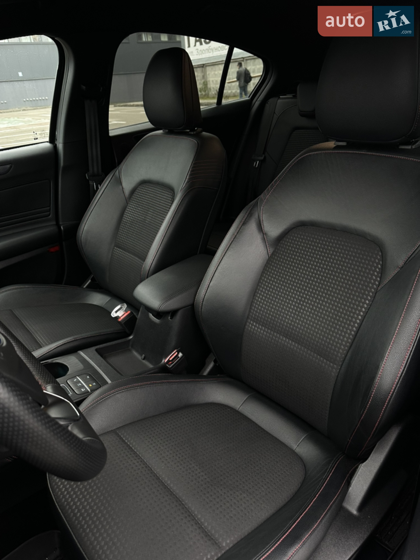 2020 Ford Focus - мініатюра 13