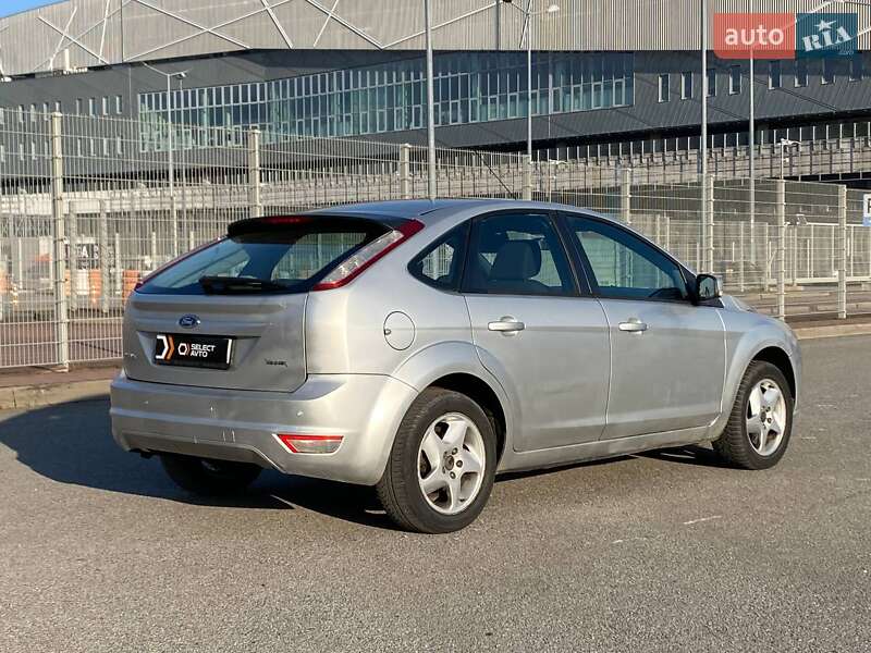 Хэтчбек Ford Focus 2010 в Львове фото 4 Хэтчбек Ford Focus 2010 в Львове