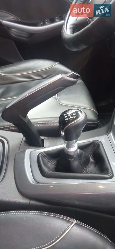 Універсал Ford Focus 2011 в Дніпрі