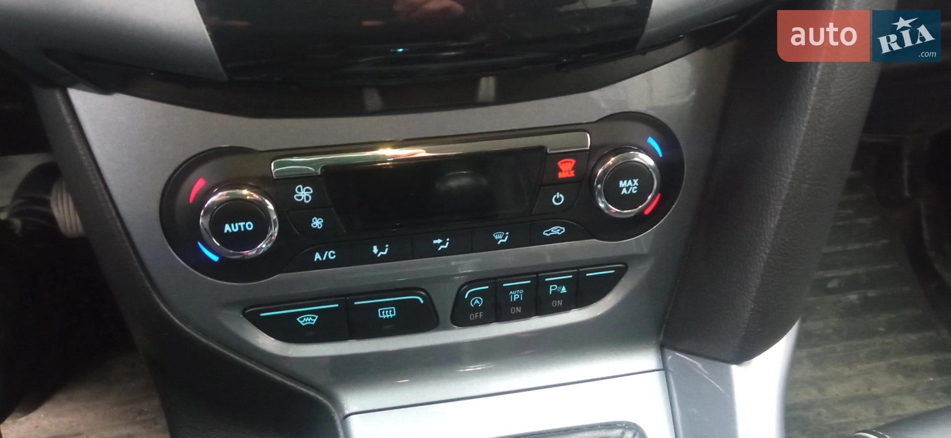 2011 Ford Focus - мініатюра 34