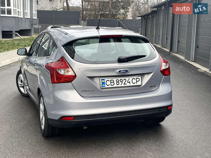 Хэтчбек Ford Focus 2014 в Чернигове