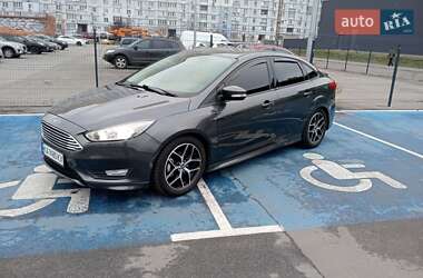 Седан Ford Focus 2016 в Киеве