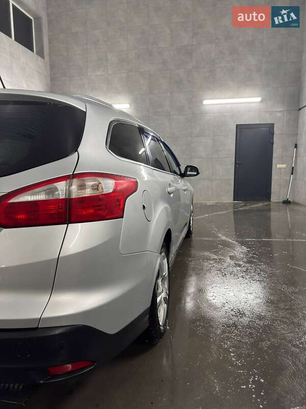 Универсал Ford Focus 2012 в Сарнах фото 4 Универсал Ford Focus 2012 в Сарнах