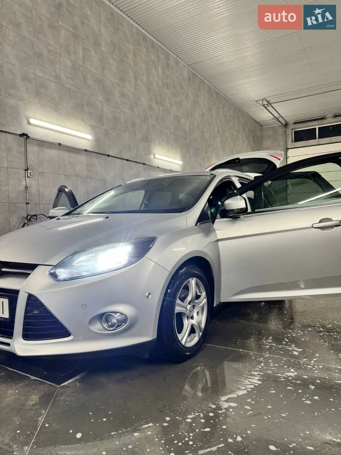 2012 Ford Focus - мініатюра 16