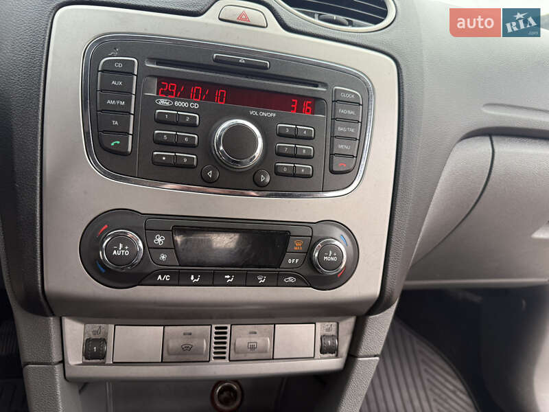 Универсал Ford Focus 2010 в Житомире фото 14 Универсал Ford Focus 2010 в Житомире