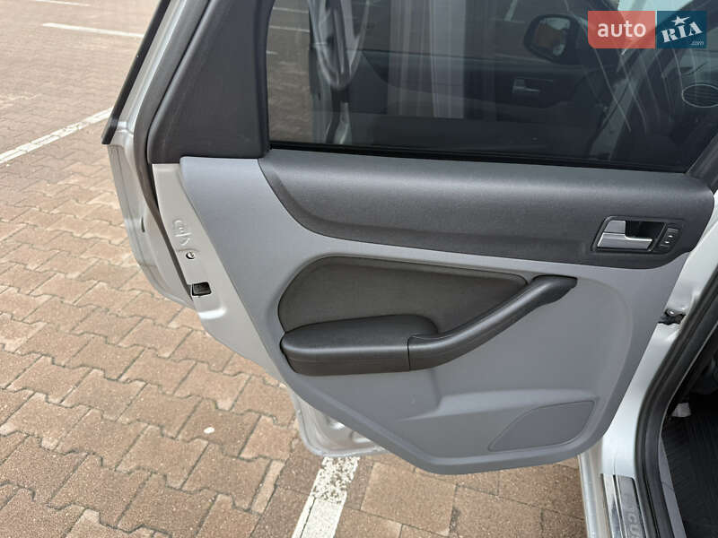 Универсал Ford Focus 2010 в Житомире фото 24 Универсал Ford Focus 2010 в Житомире