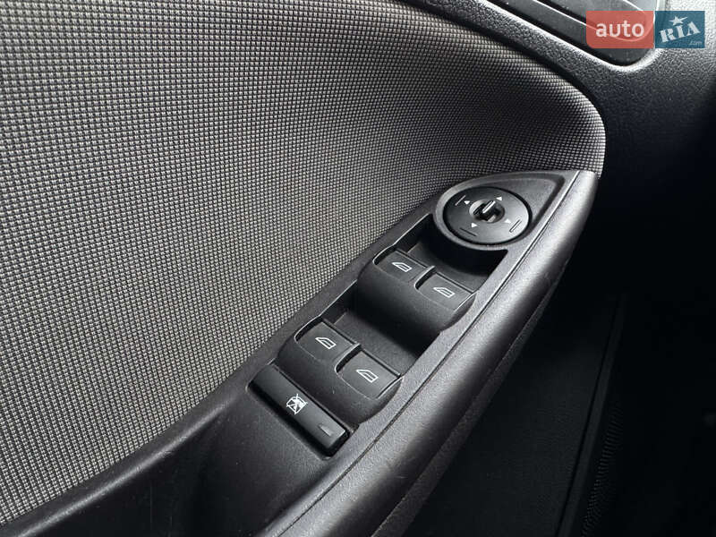 Седан Ford Focus 2012 в Бердичеві