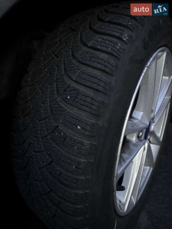 Седан Ford Focus 2017 в Киеве фото 14 Седан Ford Focus 2017 в Киеве