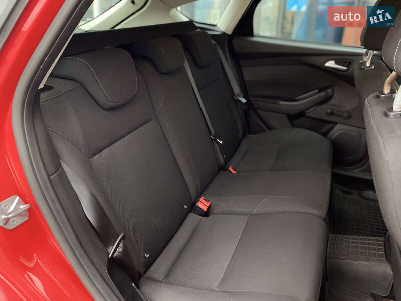 Хетчбек Ford Focus 2015 в Києві