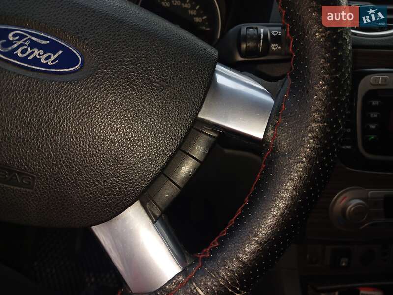 Седан Ford Focus 2008 в Харькове фото 8 Седан Ford Focus 2008 в Харькове
