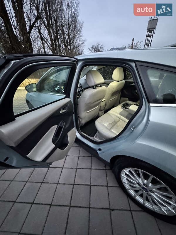 Хэтчбек Ford Focus 2013 в Черкассах фото 17 Хэтчбек Ford Focus 2013 в Черкассах