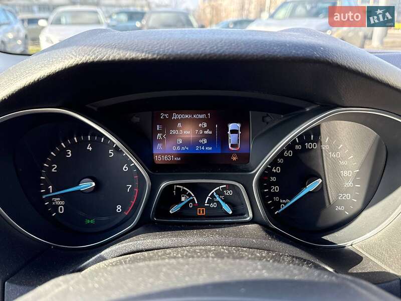 Хэтчбек Ford Focus 2015 в Киеве фото 25 Хэтчбек Ford Focus 2015 в Киеве
